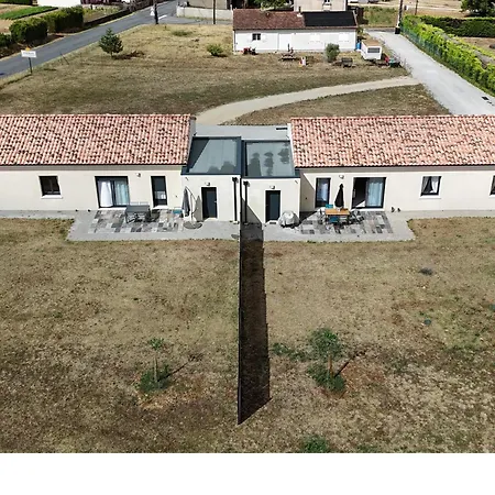 Truffiers Charentais 别墅 *